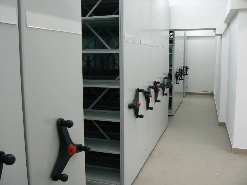 regal-przesuwne-jezdne-archiwalne-11-13