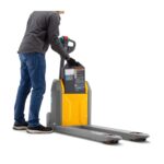 Elektryczny wózek Jungheinrich AME 15